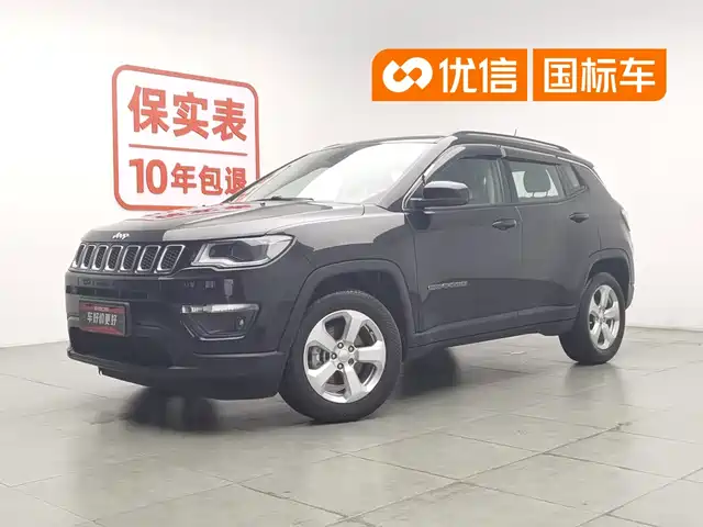 Jeep Compass 2019 220T Automatic Joy Edition — фото 1