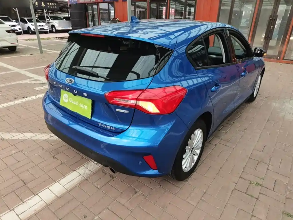 Photo 7 - Ford Focus