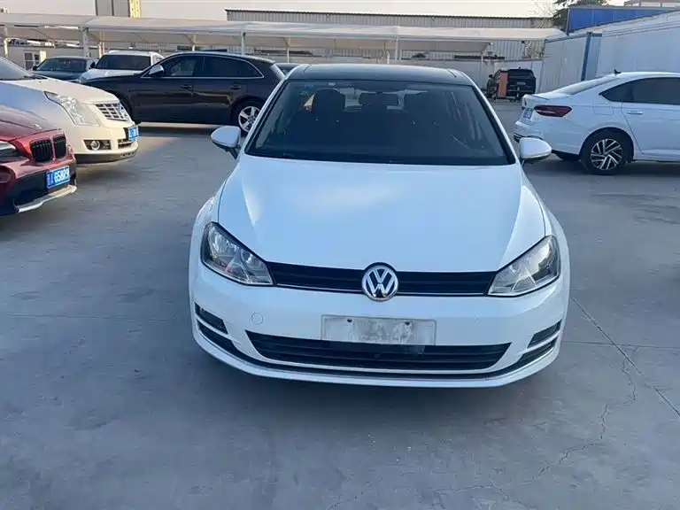 Volkswagen Golf 2016 1.6L Automatic Comfort