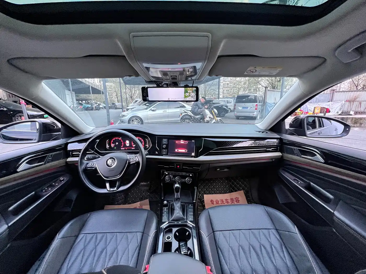 Volkswagen Passat 2019 330TSI Luxury Edition China VI фото 15