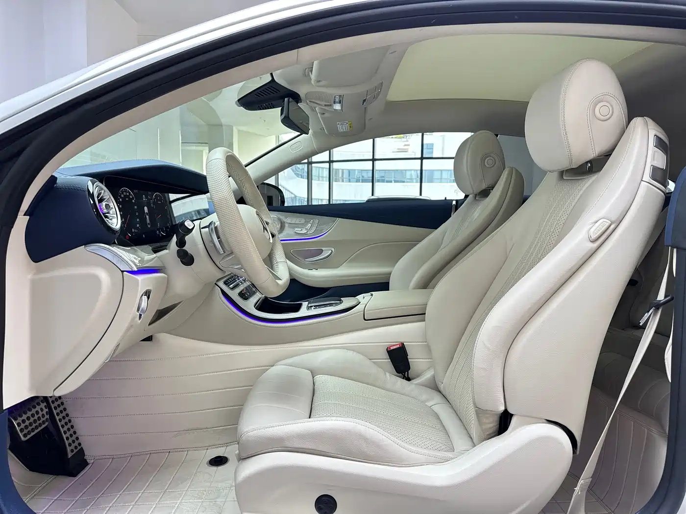Mercedes-Benz E-Class (Import) 2023 E 260 Coupe фото 9