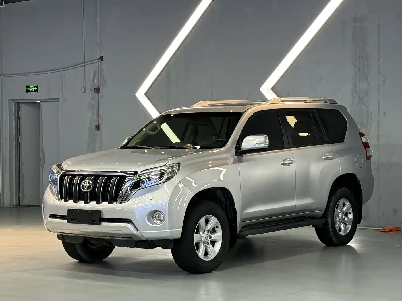 Toyota Prado 2016 2.7L Auto Luxury Edition