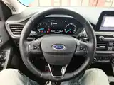 Photo 11 - Ford Focus