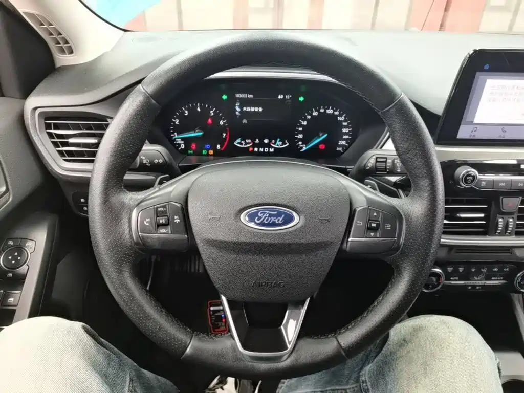 Photo 11 - Ford Focus