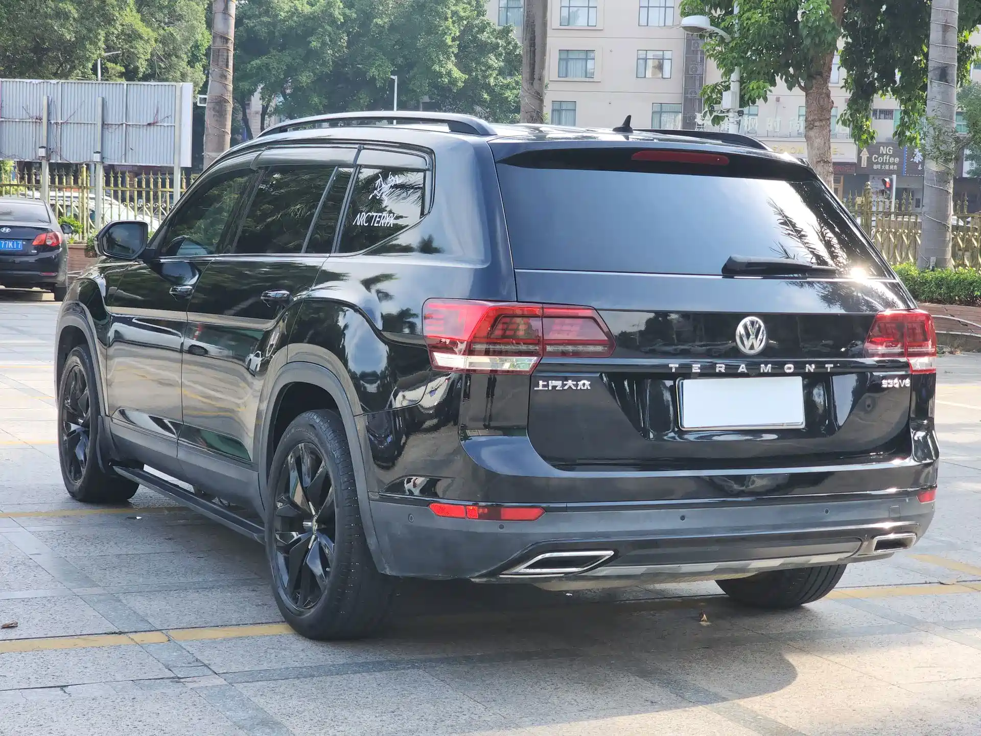 Фото 7 - Volkswagen Teramont
