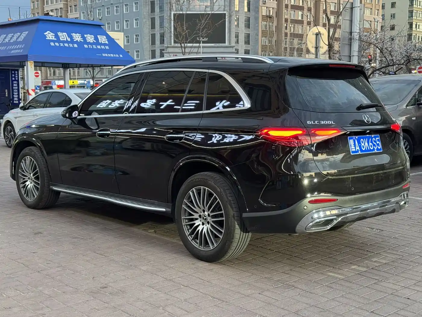 Mercedes-Benz GLC 2024 GLC 300 L 4MATIC Dynamic 5-seater фото 2