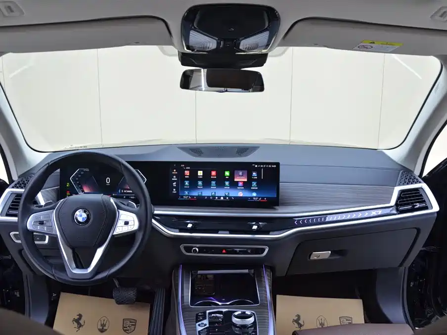 BMW X7 2024 xDrive40i Leading Luxury Package фото 14