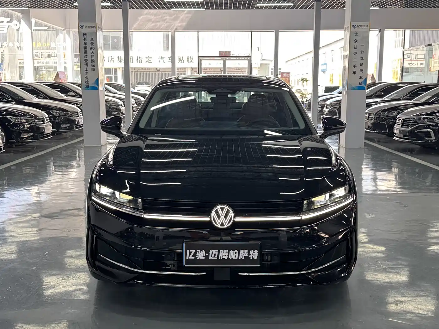 Volkswagen Magotan 2024 380TSI DSG Luxury Edition (Daimai Package) фото 2