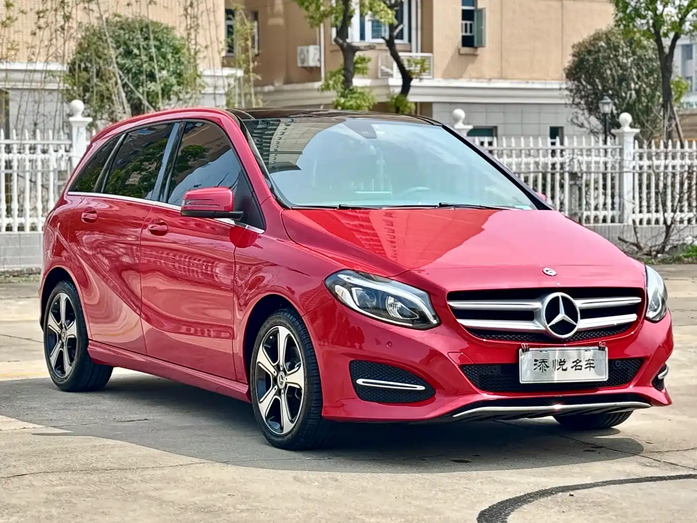 MERCEDES-BENZ CLASS B