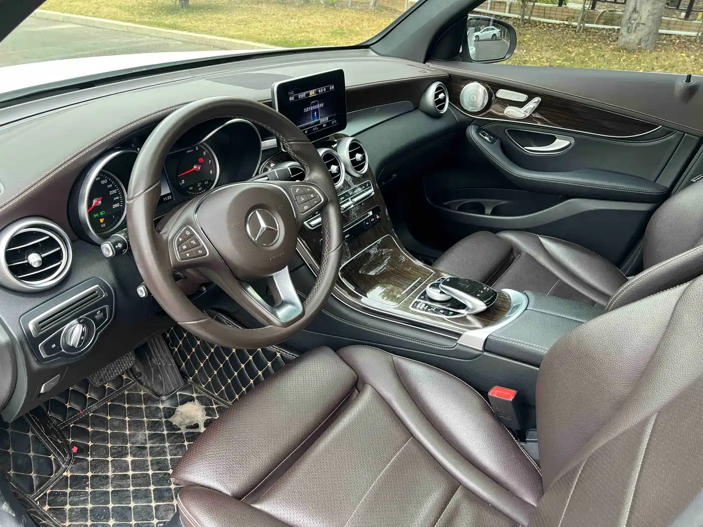 Mercedes-Benz GLC 2018 GLC 260 4MATIC Dynamic фото 5