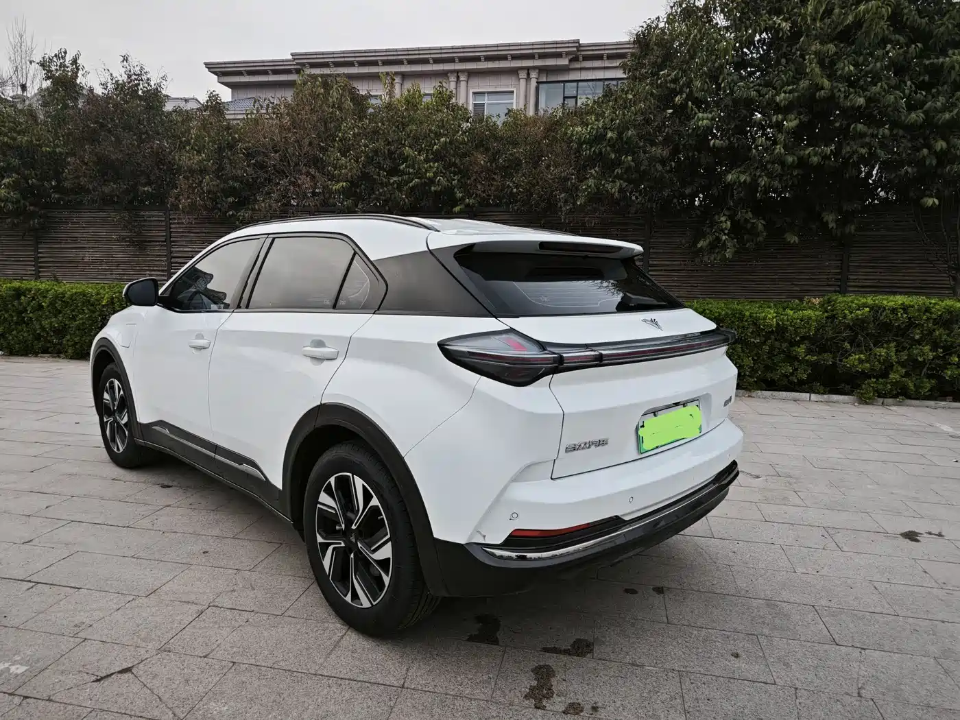 NEZHA AUTOMOBILE NEZHA U