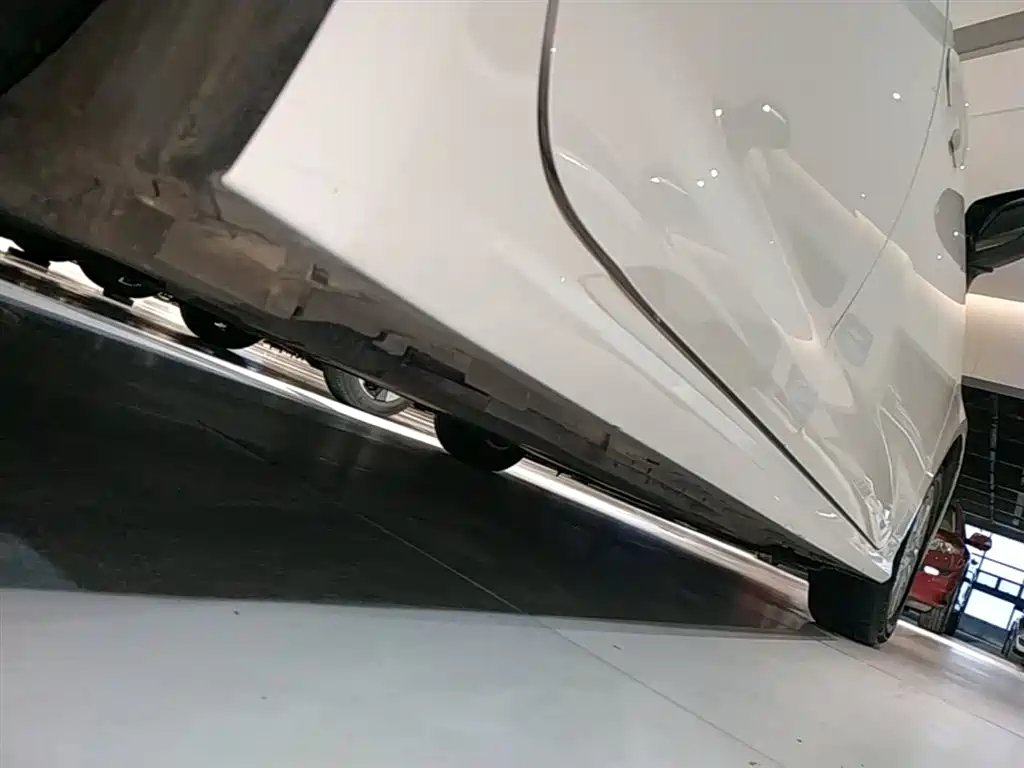 Toyota Corolla 2021 TNGA 1.5L CVT Elite Edition фото 21