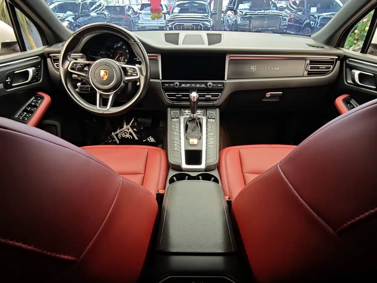 Porsche Macan 2020 Macan 2.0T фото 5