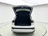 Photo 4 - Audi Q4 e-tron