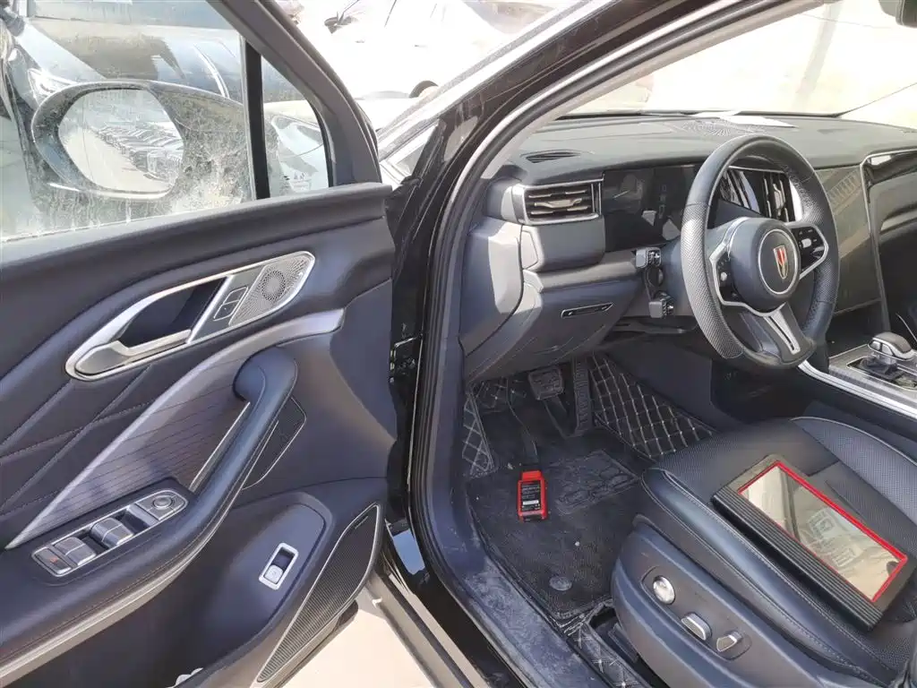 Hongqi HS7 PHEV 2024 2.0T PHEV 4WD Flagship Edition 6-seater фото 13