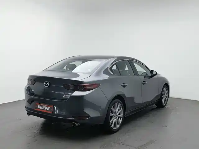 Mazda Mazda3 Axela 2021 2.0L Automatic Quality Elegance — фото 2