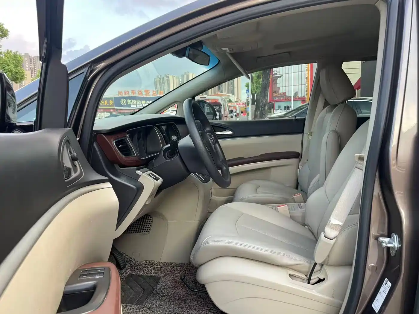 Buick GL8 2017 25S Comfort China V фото 4