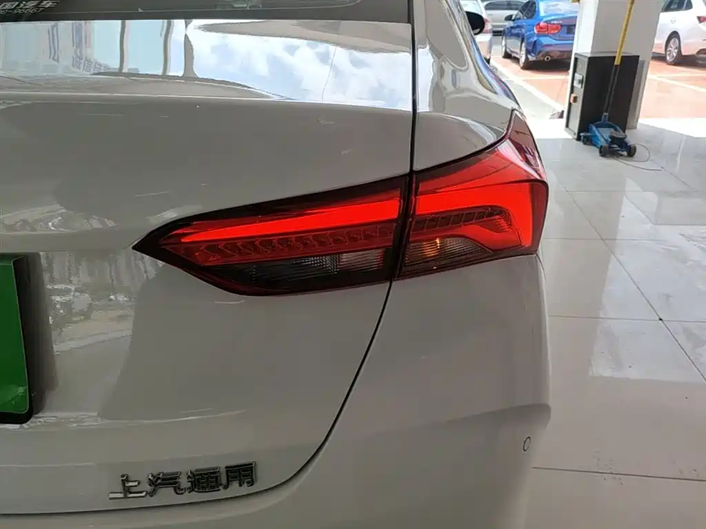 Buick Verano 2023 Pro Joy Edition фото 8