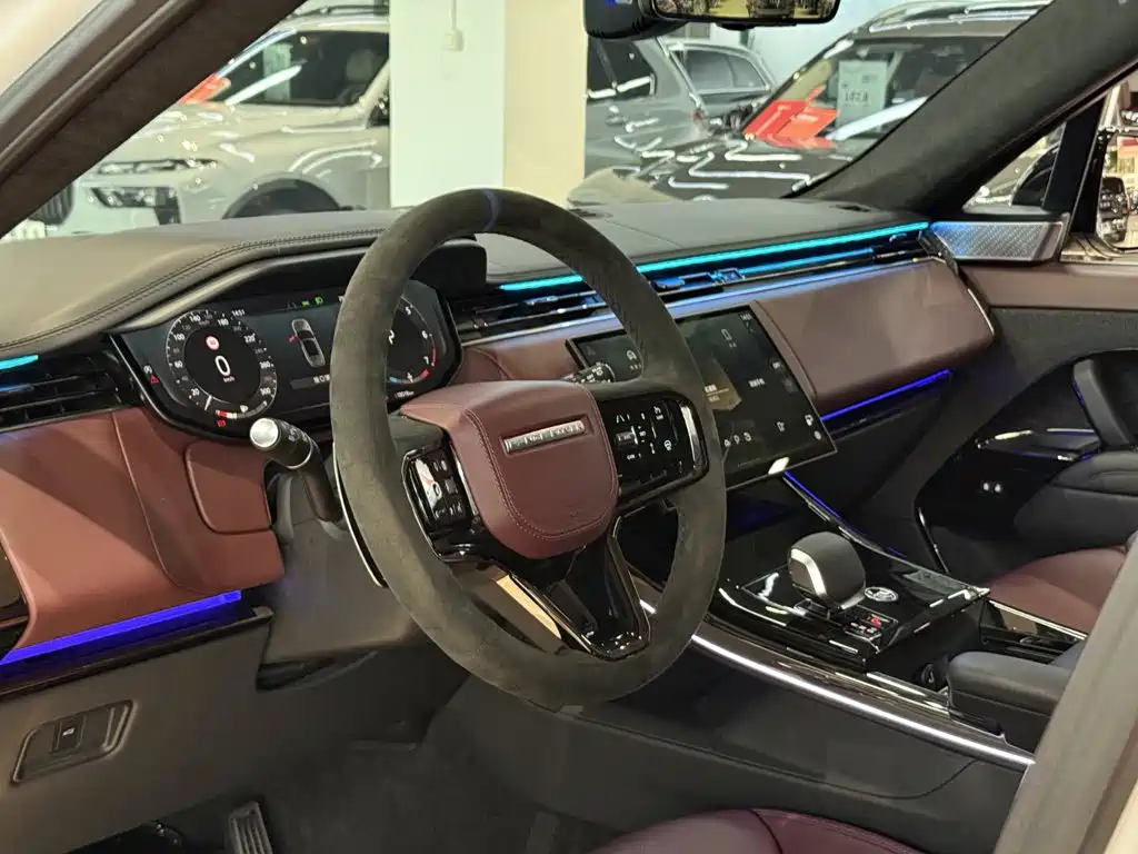 Фото 21 - Land Rover Range Rover Sport