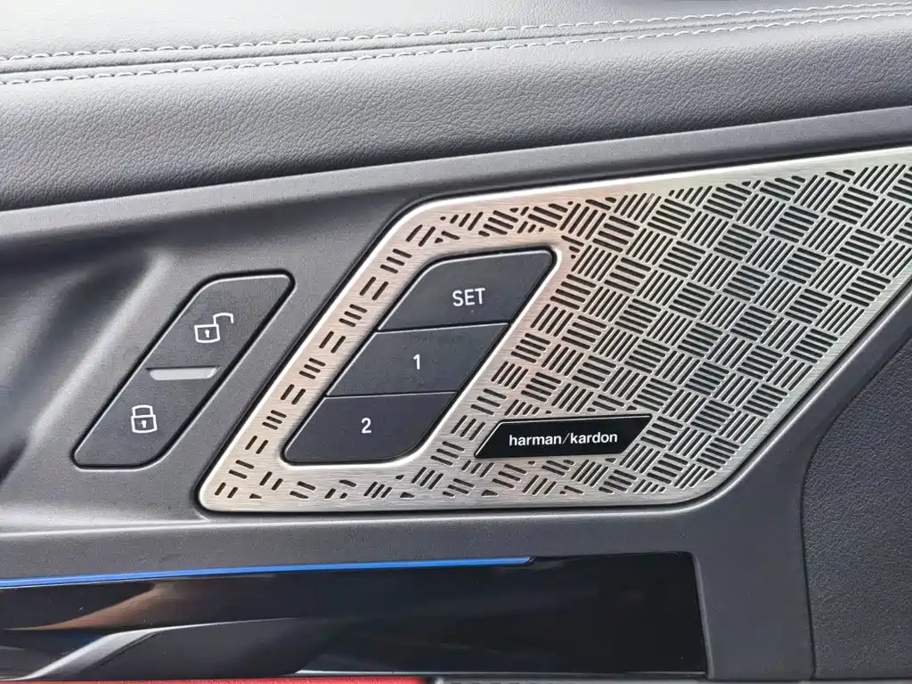 BMW X1 2024 2023 sDrive25Li X Design Package