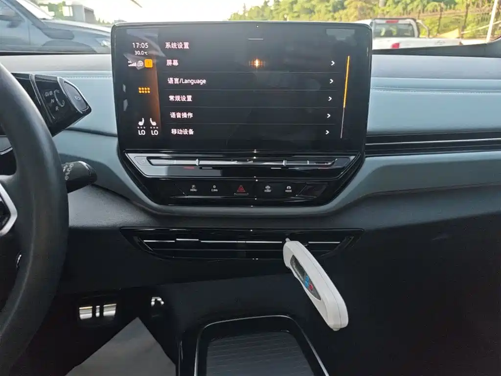 Volkswagen ID.4 X 2023 Pure Long Range Edition фото 13