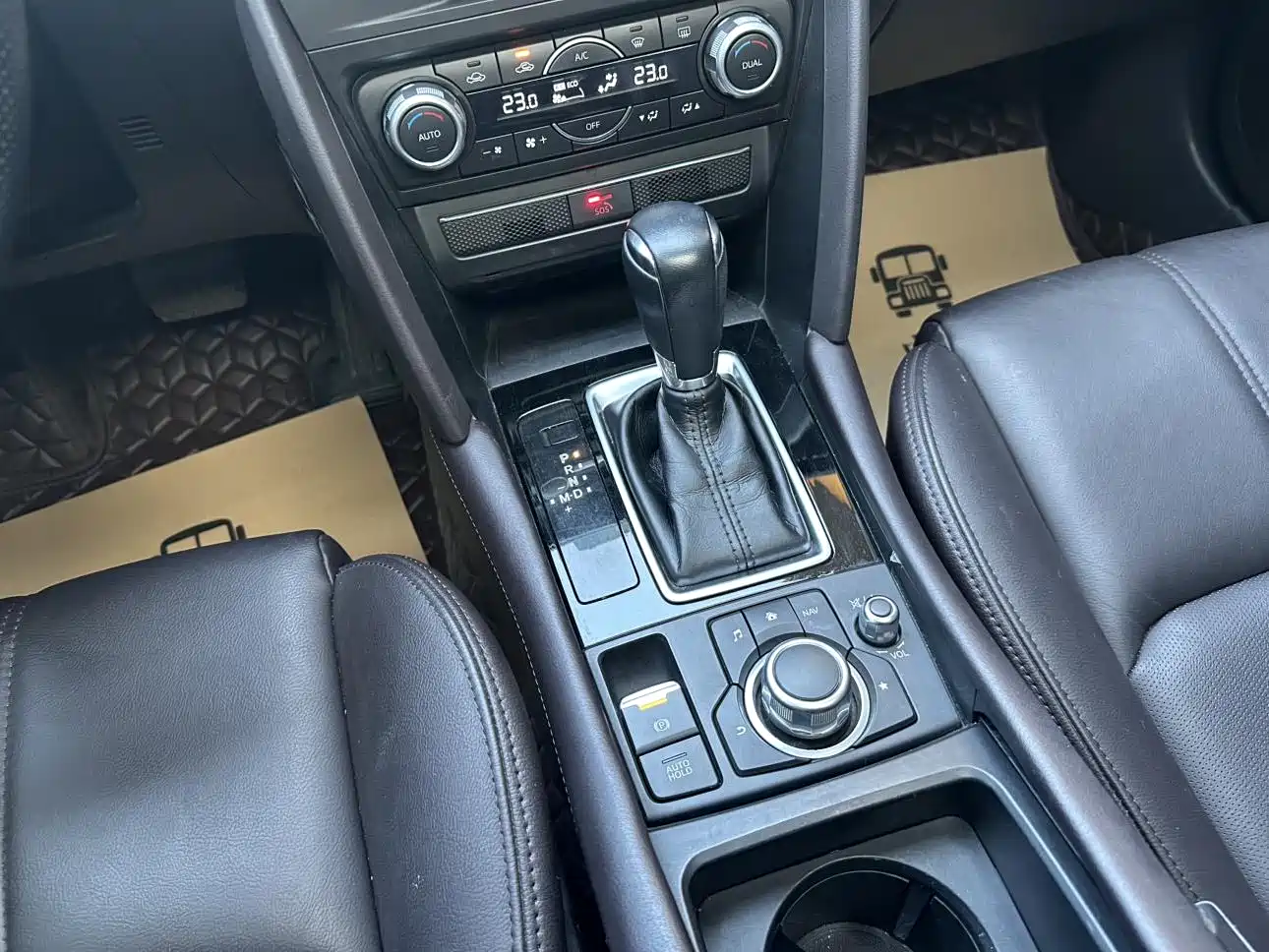 Фото 22 - Mazda CX-4