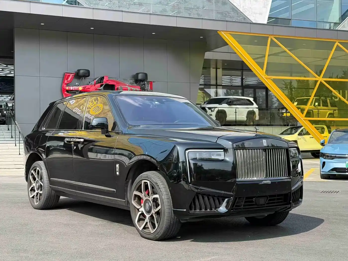 Rolls-Royce Cullinan 2019 2018 5-Seater Version