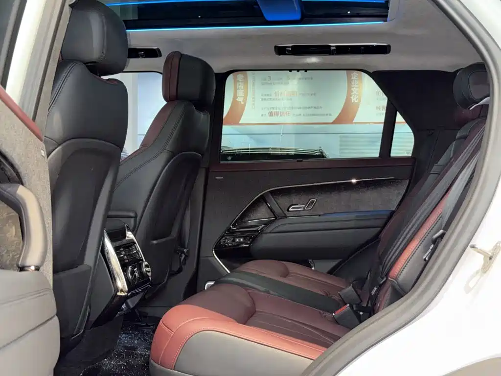 Photo 12 - Land Rover Range Rover Sport