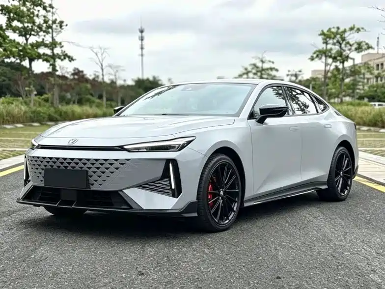 Changan UNI-V 2024 — пригон из Китая