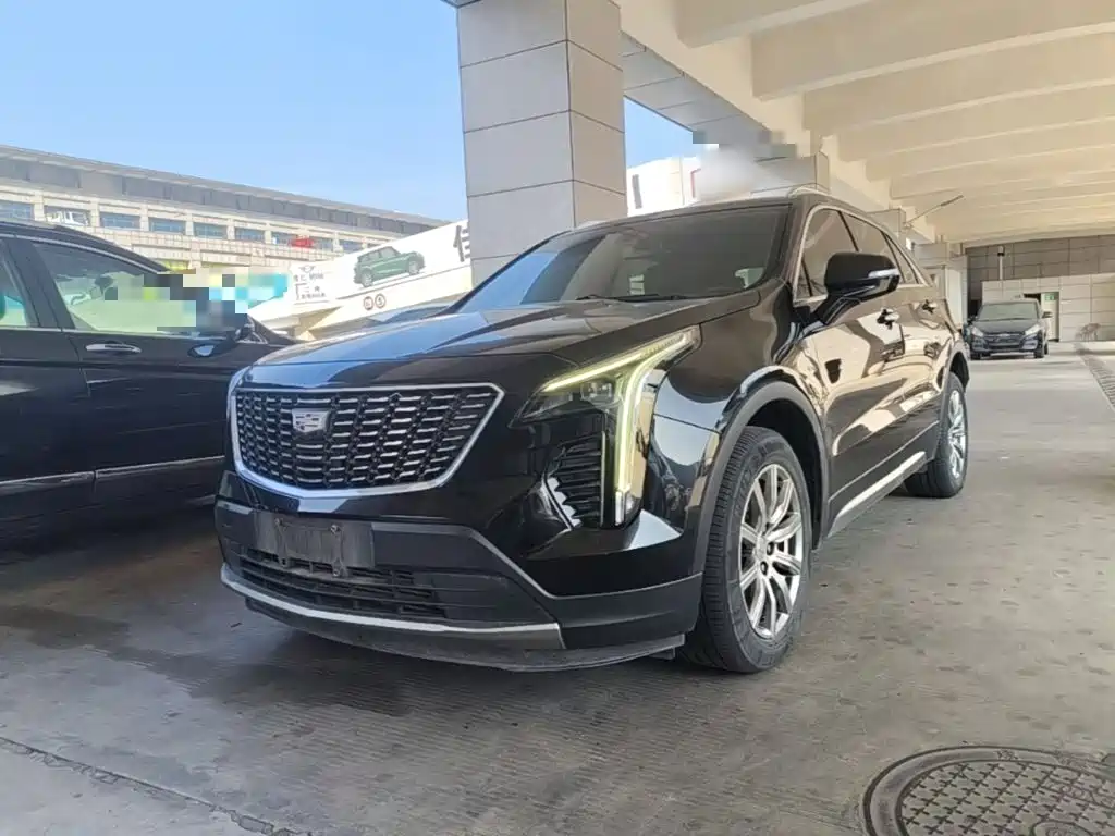 Фото 2 - Cadillac XT4