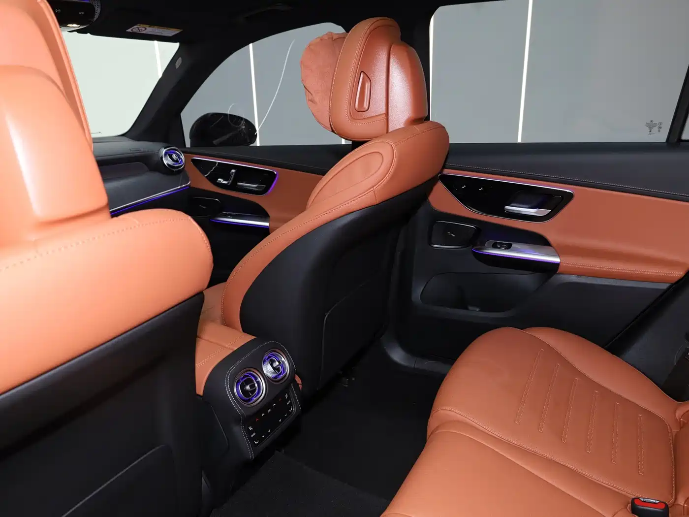 Mercedes-Benz GLC 2025 Facelift GLC 260 L 4MATIC Luxury фото 24