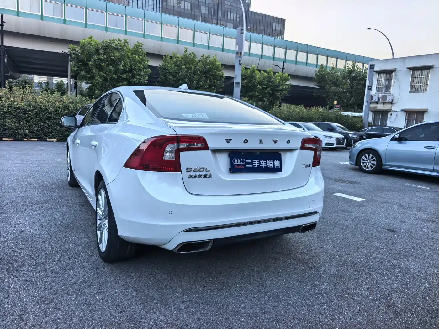 Volvo S60 Plug-in Hybrid 2015 2015 S60L E-Drive Hybrid T6 Intelligent Edition