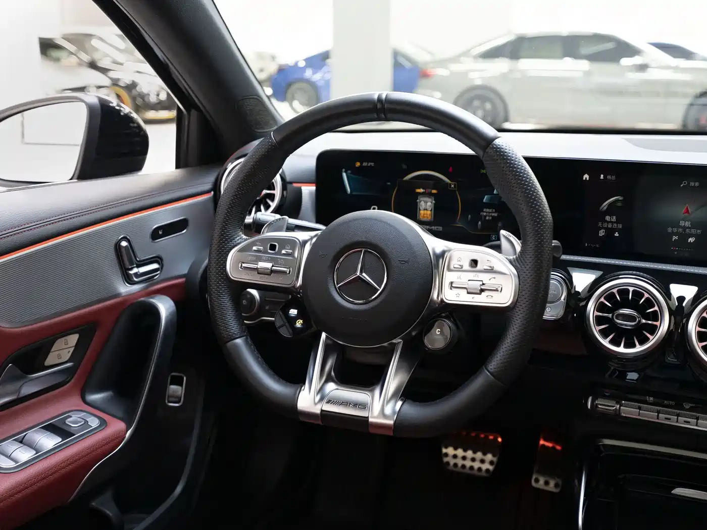 Mercedes-Benz A-Class AMG 2022 AMG A 35 L 4MATIC фото 10