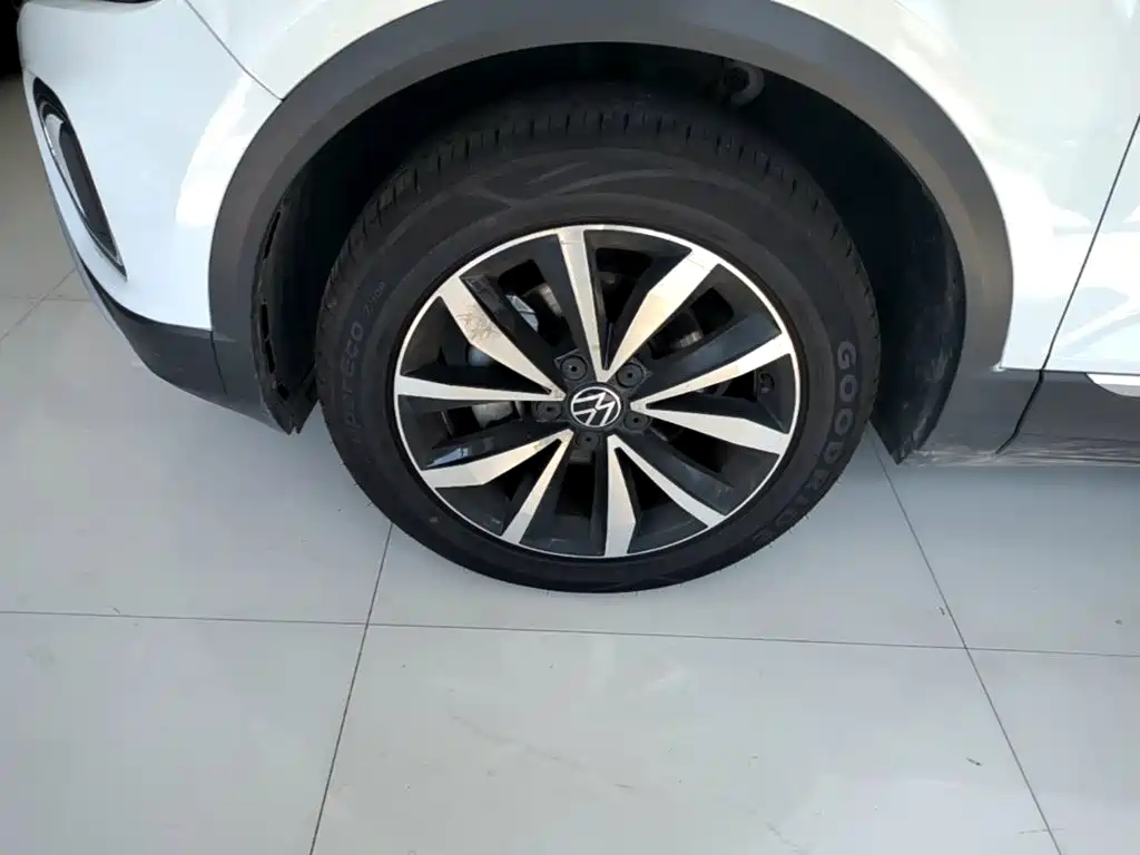 Volkswagen T-Roc, миниатюра 23