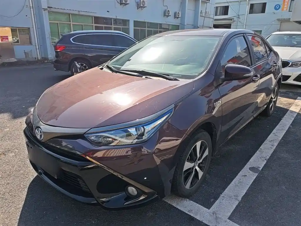 Toyota Levin Twin Engine E+ 2019 1.8PH GS E-CVT Elite Edition фото 2