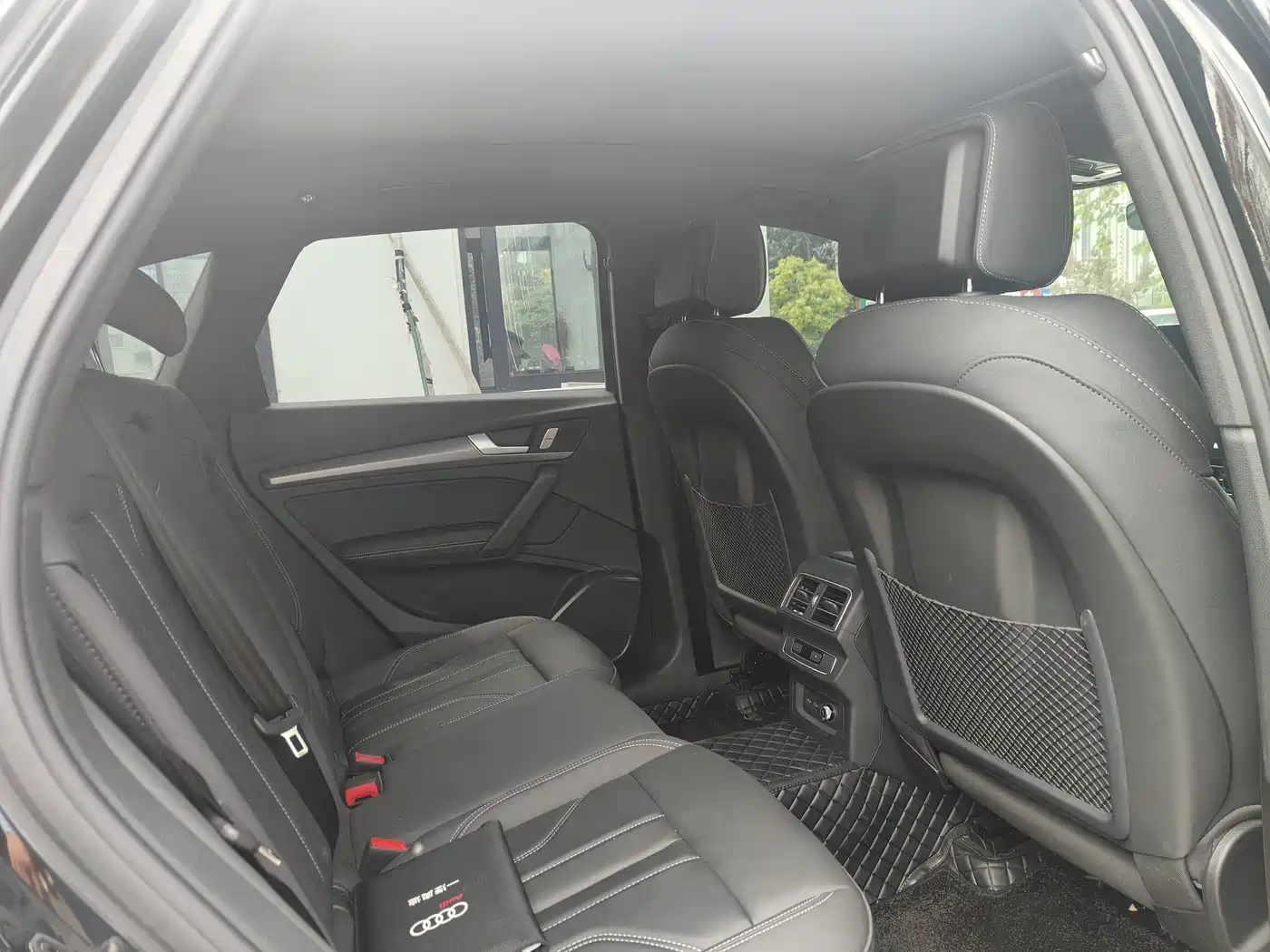 Audi Q5L 2024 Model 40 TFSI Luxury Dynamic фото 4