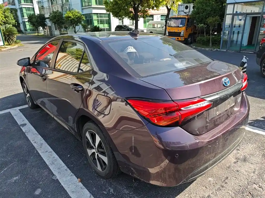 Toyota Levin Twin Engine E+ 2019 1.8PH GS E-CVT Elite Edition фото 23