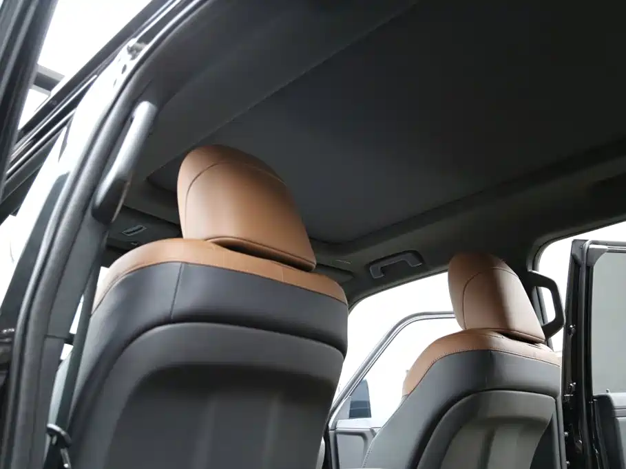 Photo 19 - Lexus GX