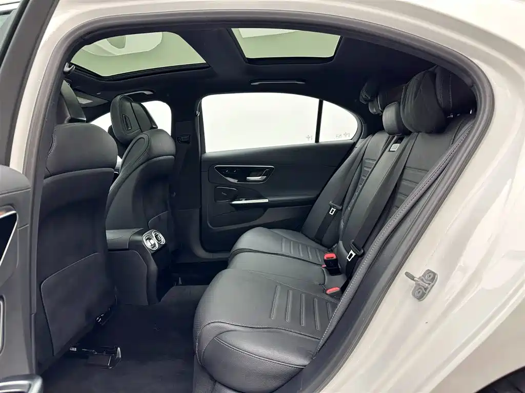 Mercedes-Benz C-Class 2024 C 260 L Sport фото 20