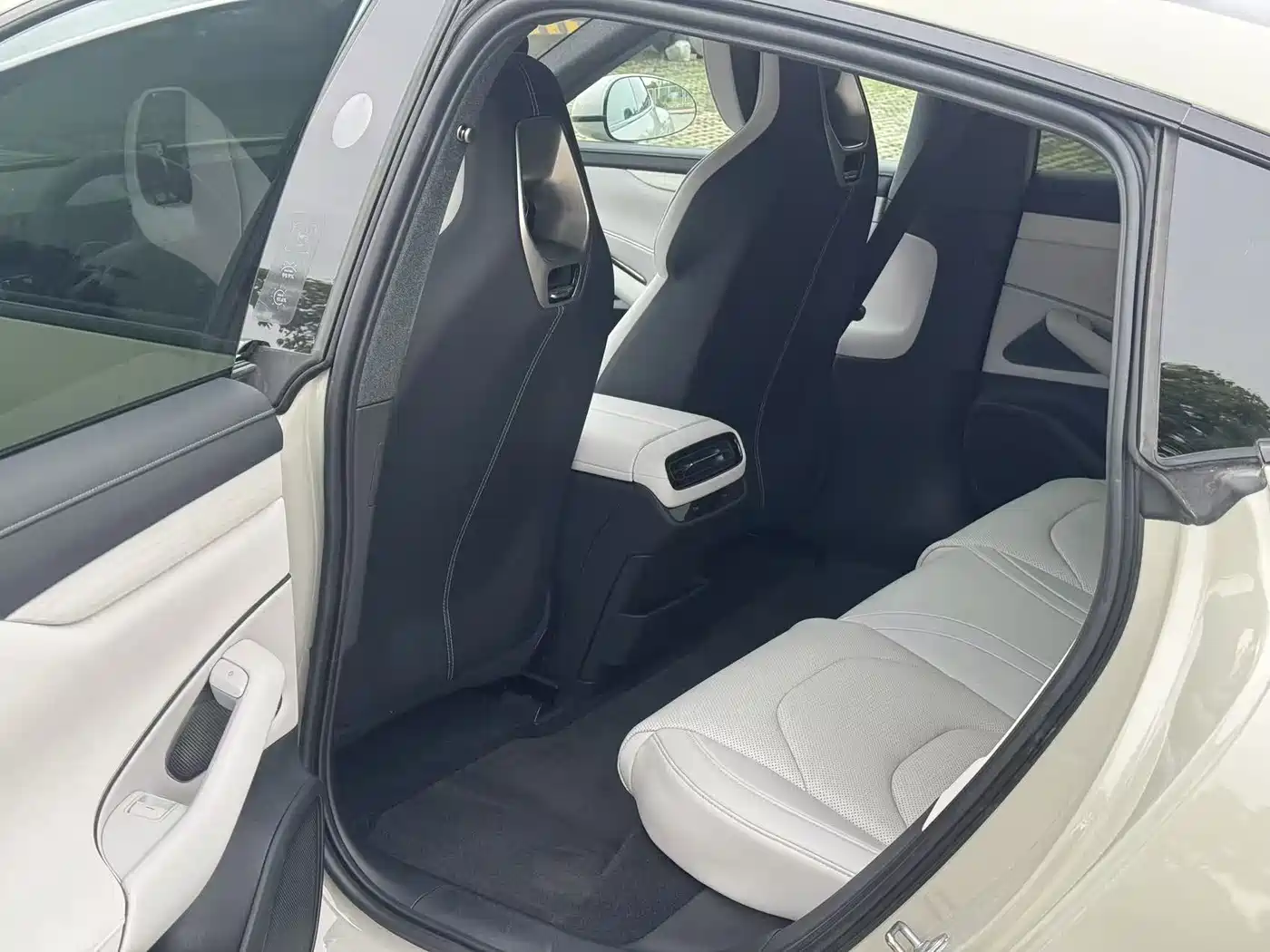 Xiaomi Auto Xiaomi SU7 2024 RWD Standard Founder's Edition фото 11