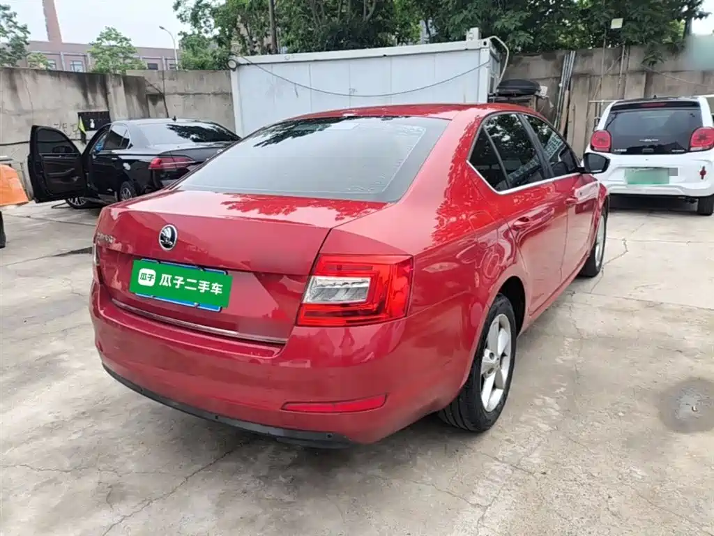 Škoda Octavia 2015 1.6L Automatic逸俊版 фото 7