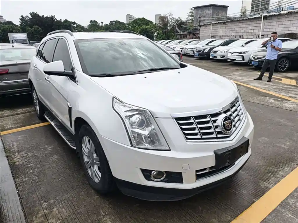 Cadillac SRX 2015 3.0L Comfort фото 4
