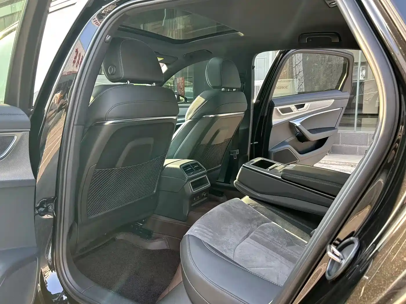 Audi A6L 2023 40 TFSI Luxury Dynamic фото 8