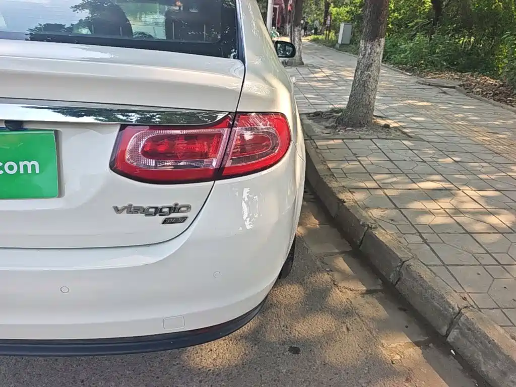 Fiat Viaggio 2015 2015 1.4T Auto Sport Edition