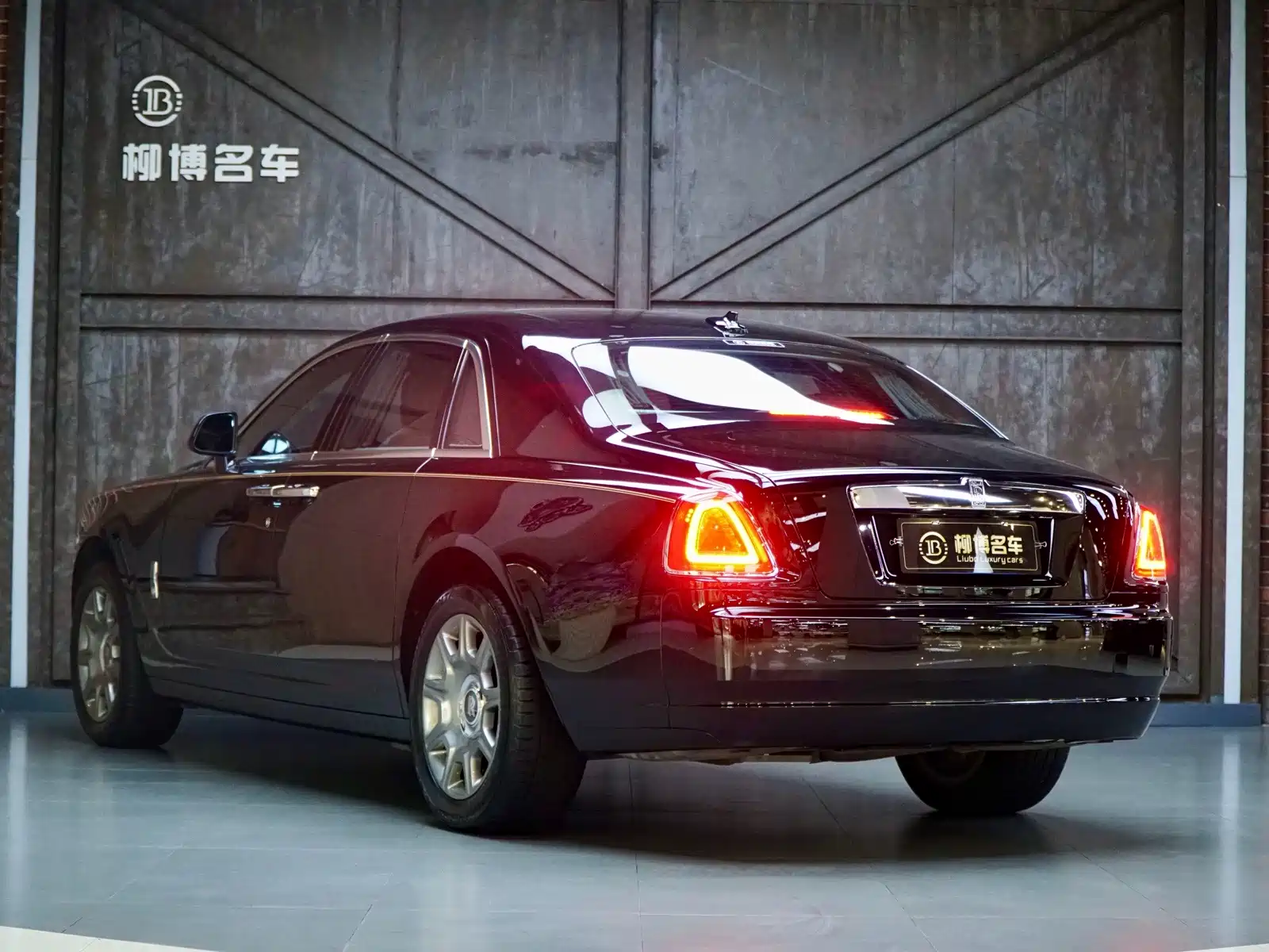 Фото 3 - Rolls-Royce Ghost