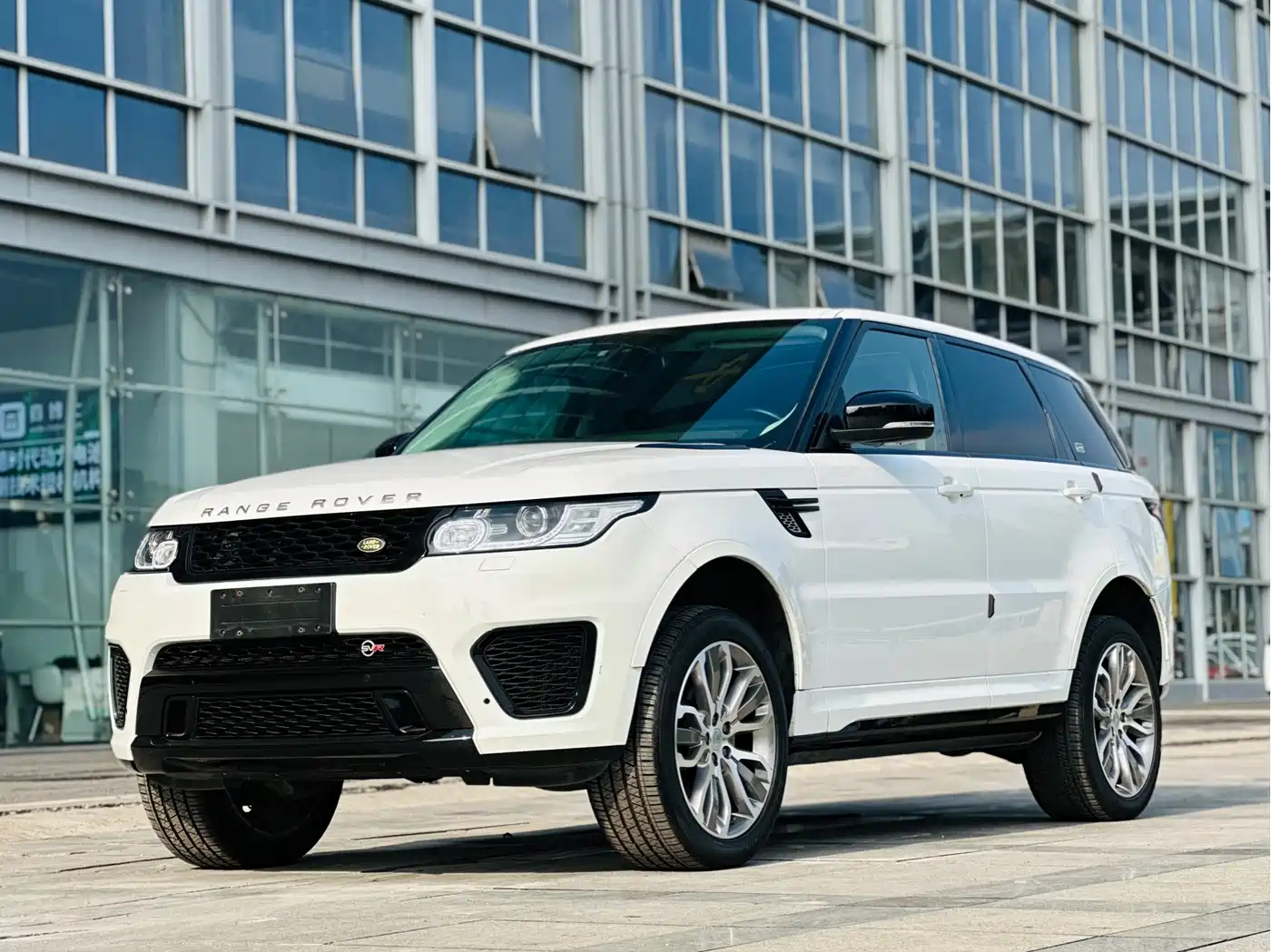 Land Rover Range Rover Sport 2016 — пригон из Китая