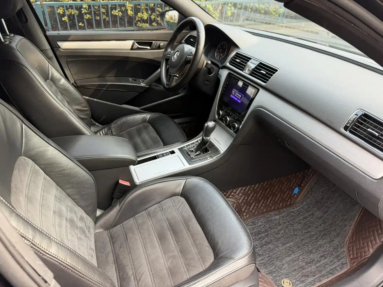 Volkswagen Passat 2011 2.0TSI DSG Ultimate фото 14