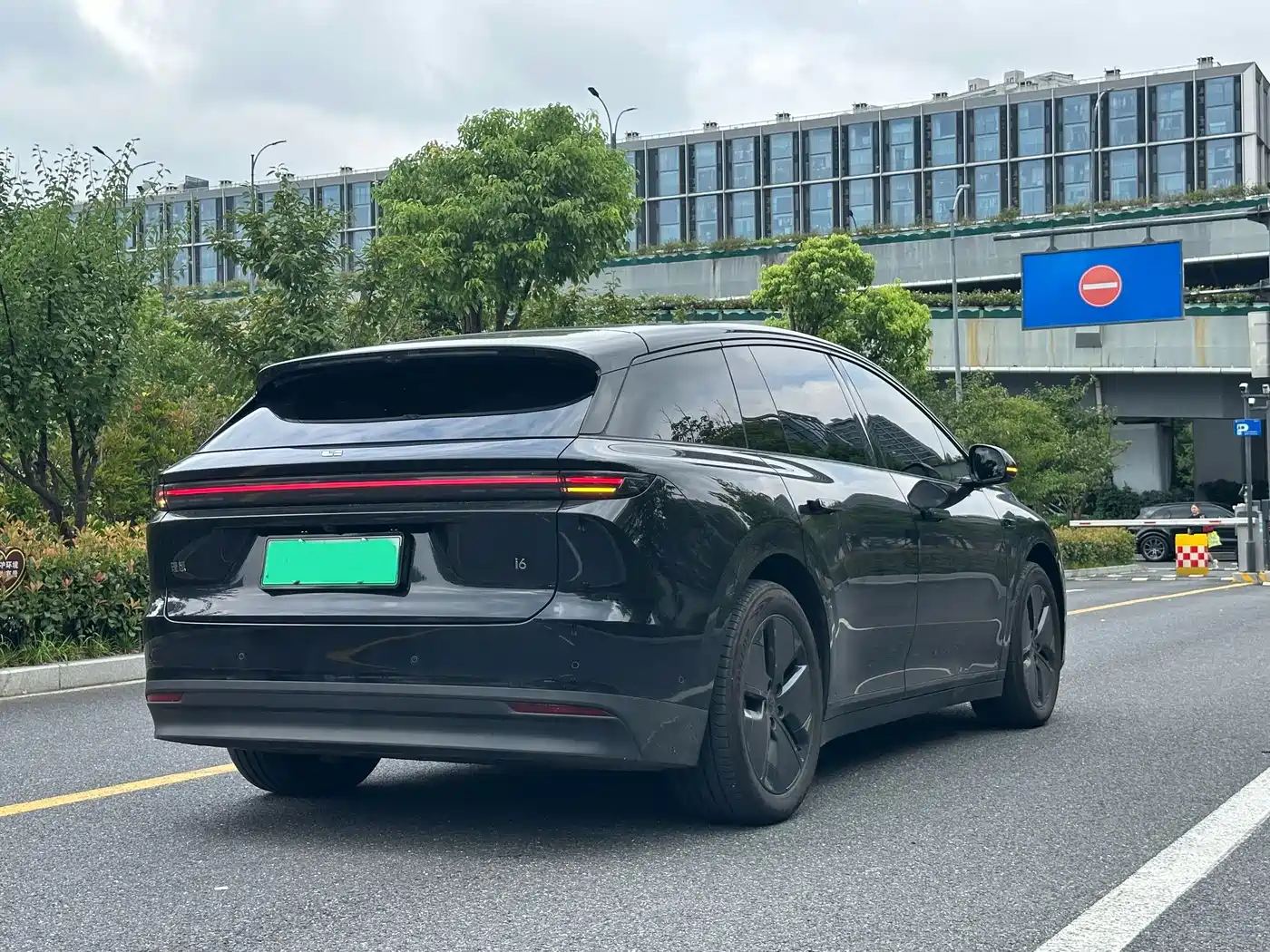 2026 Li Auto i6