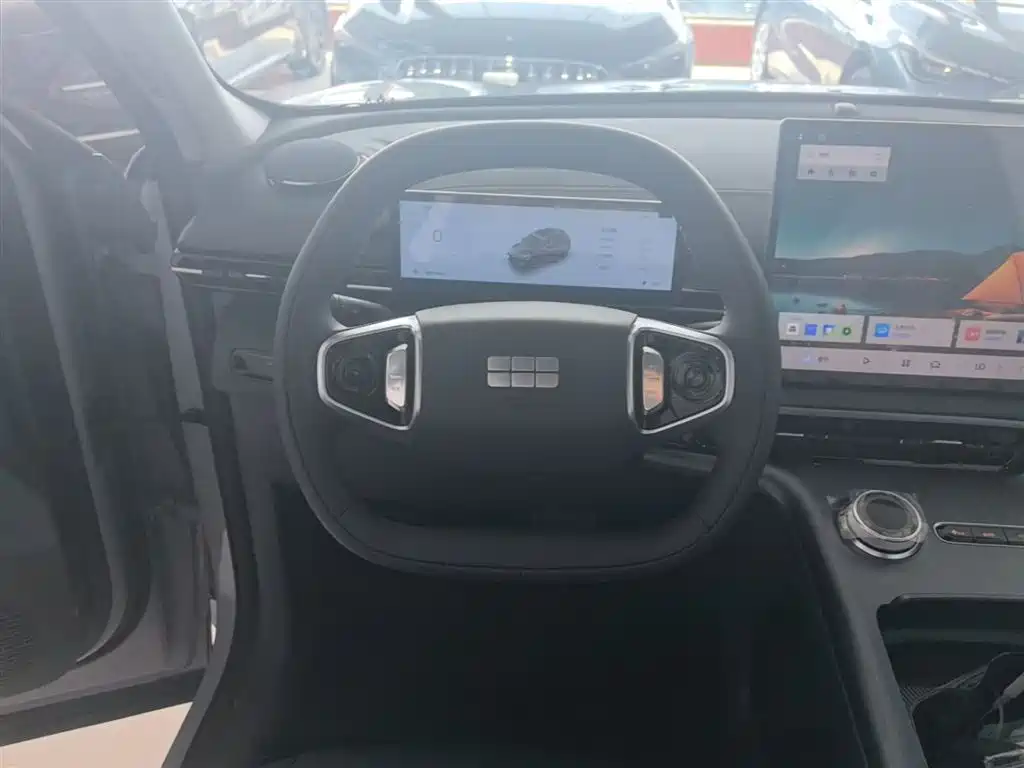 Geely Galaxy Galaxy E5 2026 530km Voyager Edition фото 11