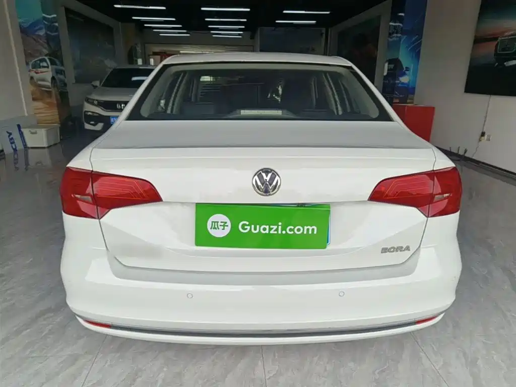Volkswagen Bora 2018 1.5L Automatic Comfort фото 6